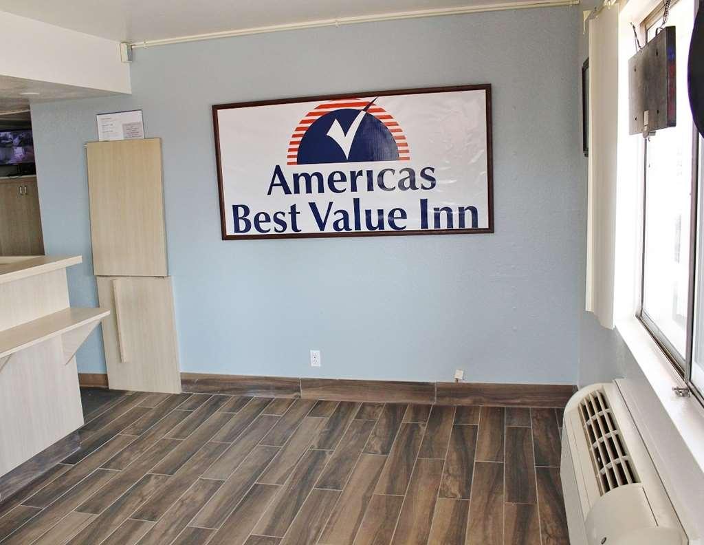 Americas Best Value 2*