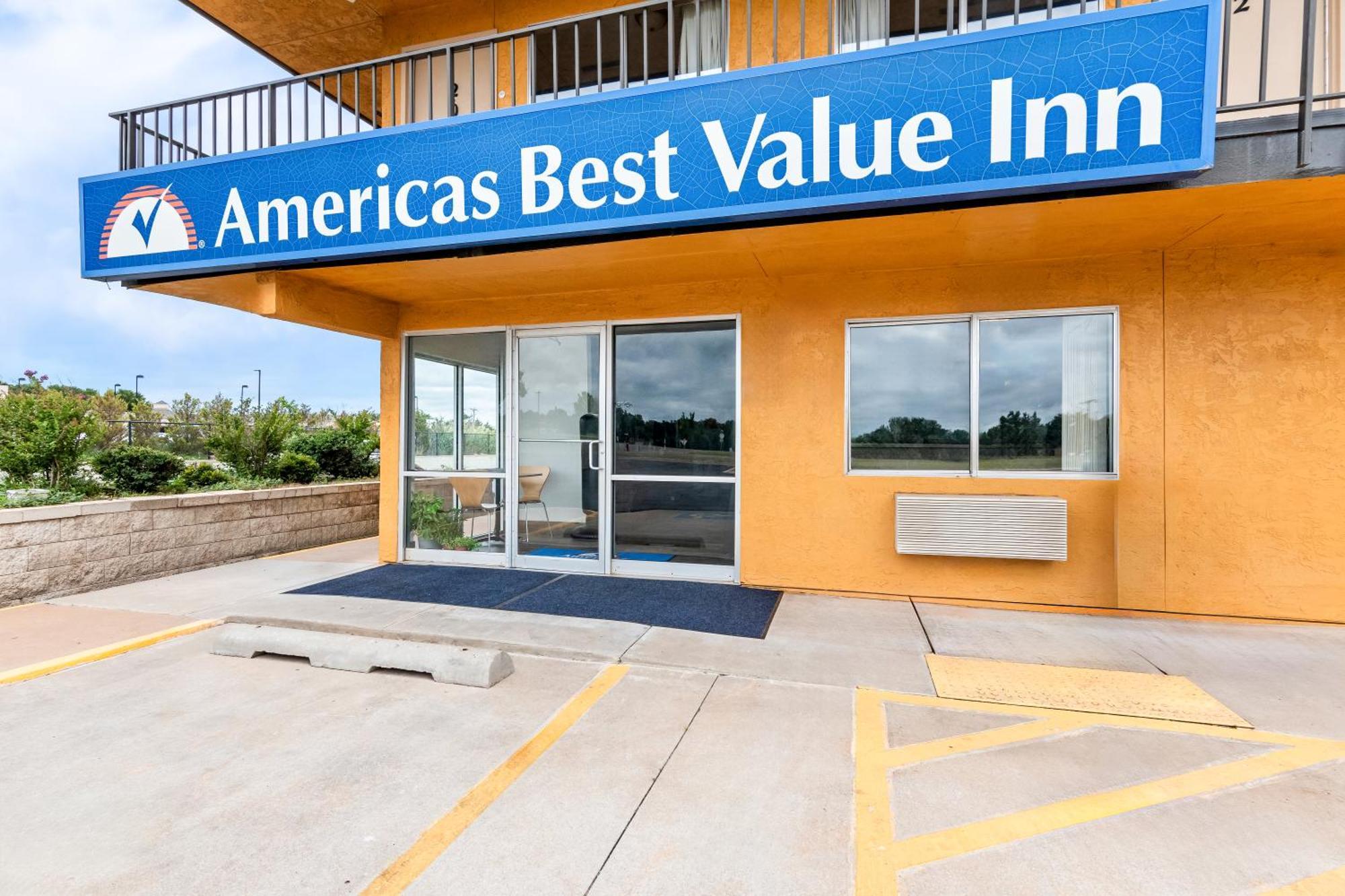 Motel Americas Value 2*