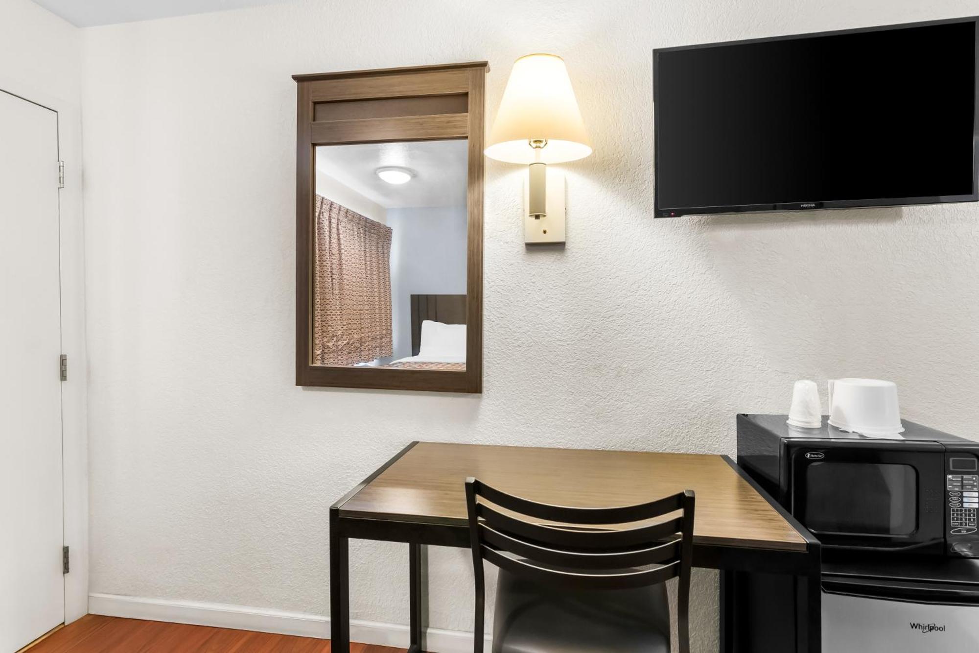 Motel Americas Best Value