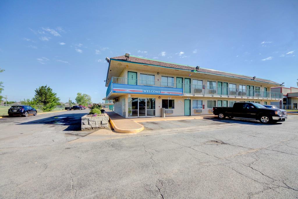 Motel Americas Value 2*